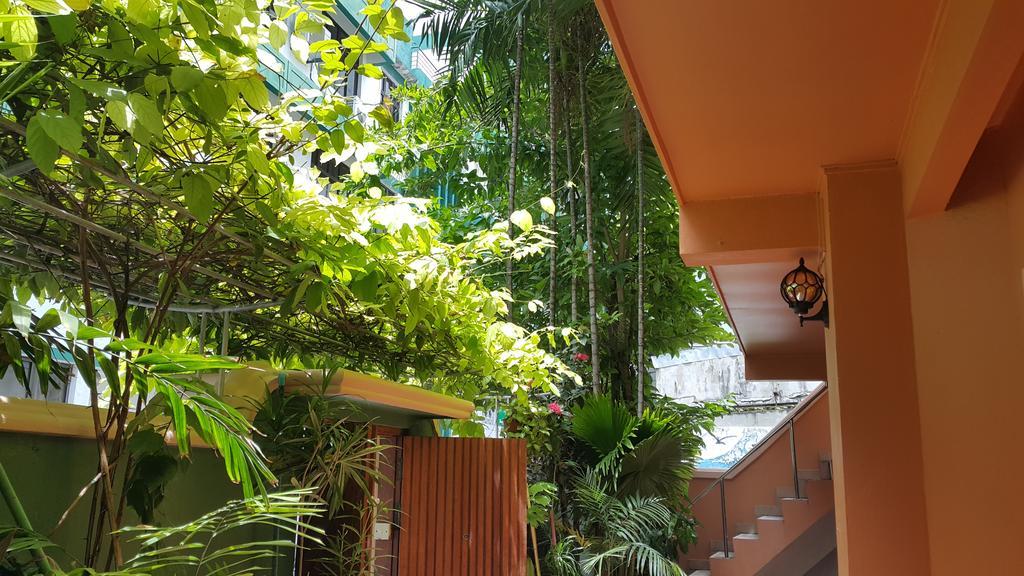 Skai Lodge Мале Экстерьер фото