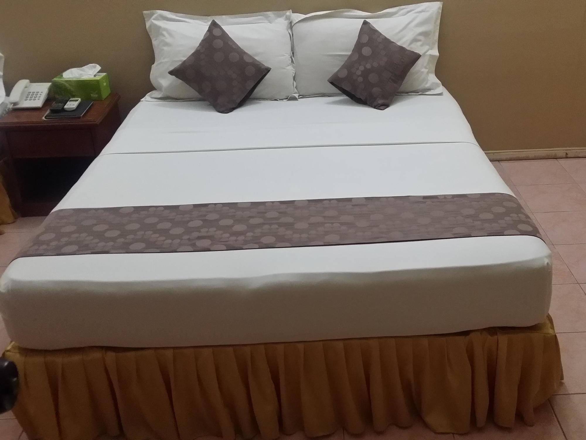 Skai Lodge Мале Экстерьер фото