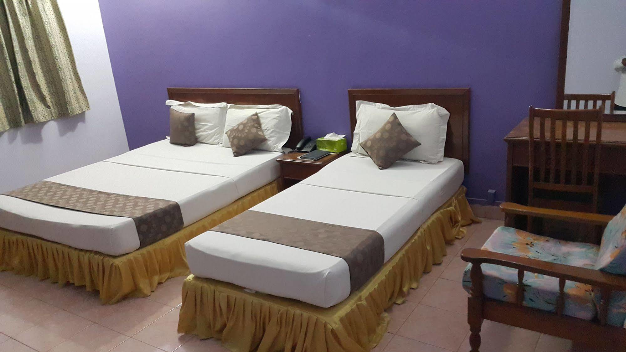 Skai Lodge Мале Экстерьер фото