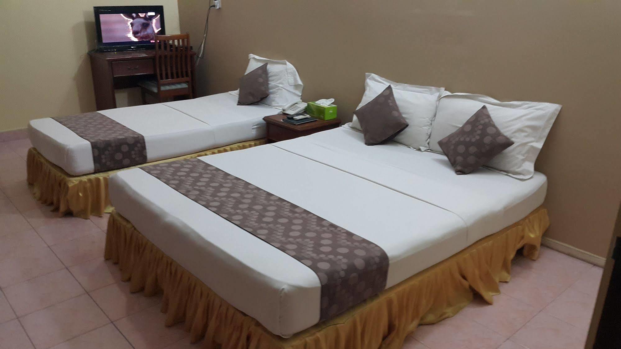 Skai Lodge Мале Экстерьер фото