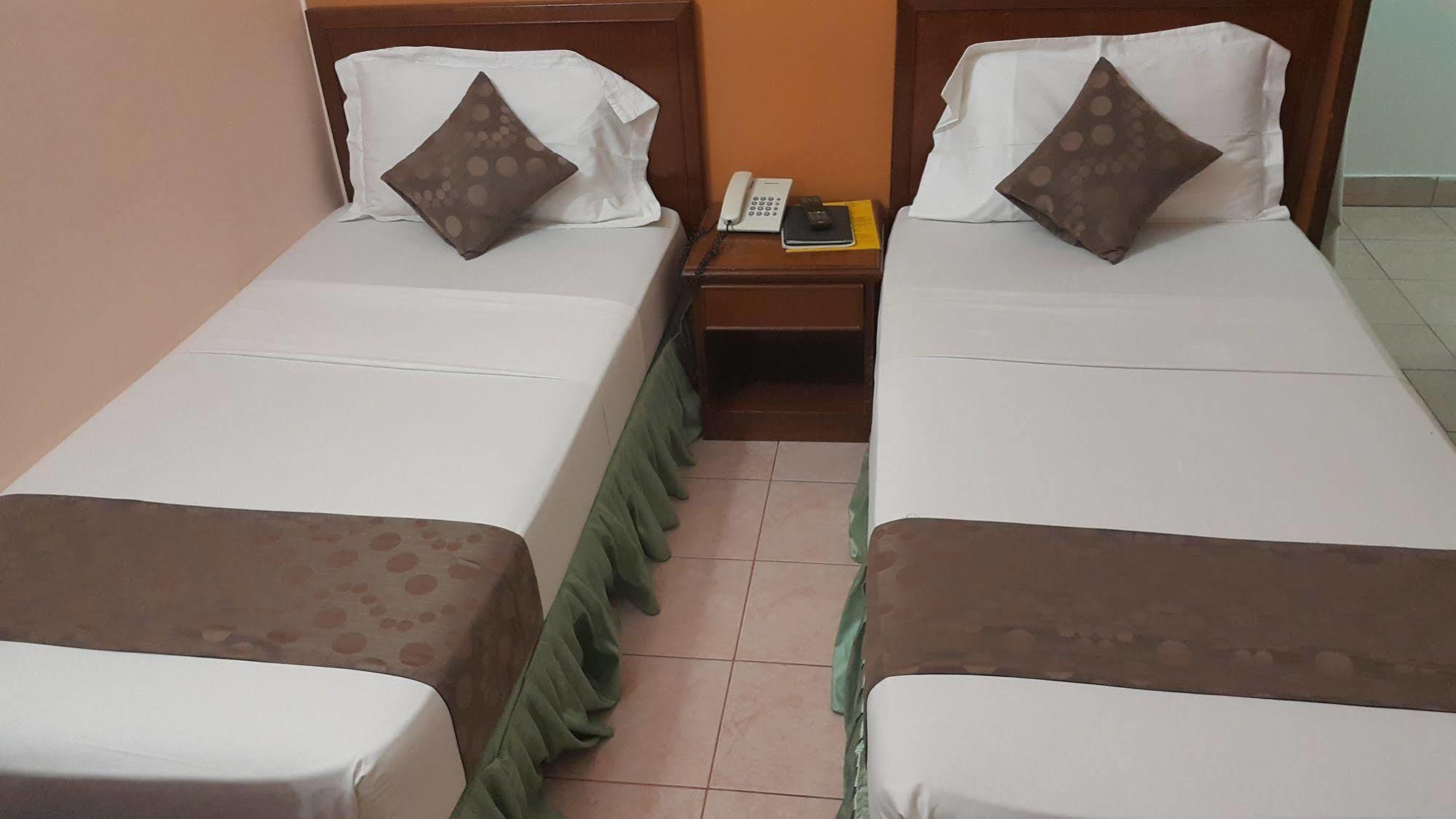 Skai Lodge Мале Экстерьер фото