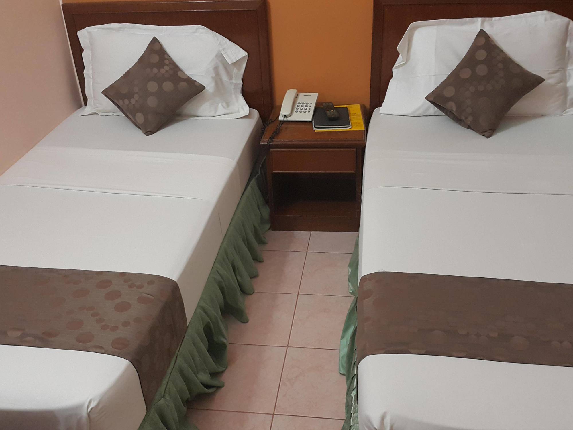 Skai Lodge Мале Экстерьер фото